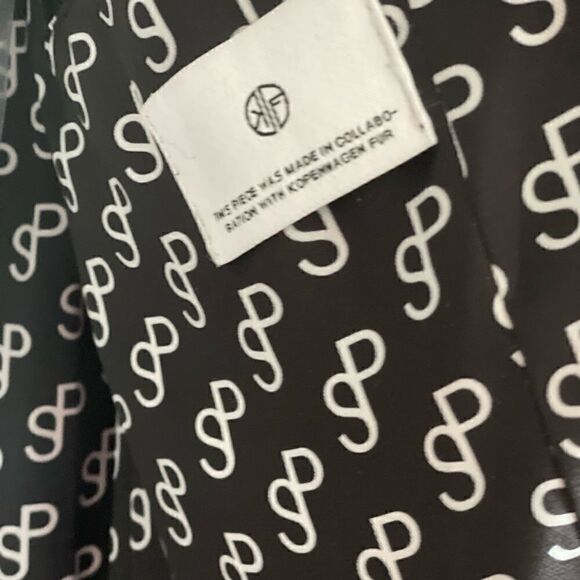 Saks Potts Foxy Coat in Black Gloss SZ 3 - Picture 7 of 12